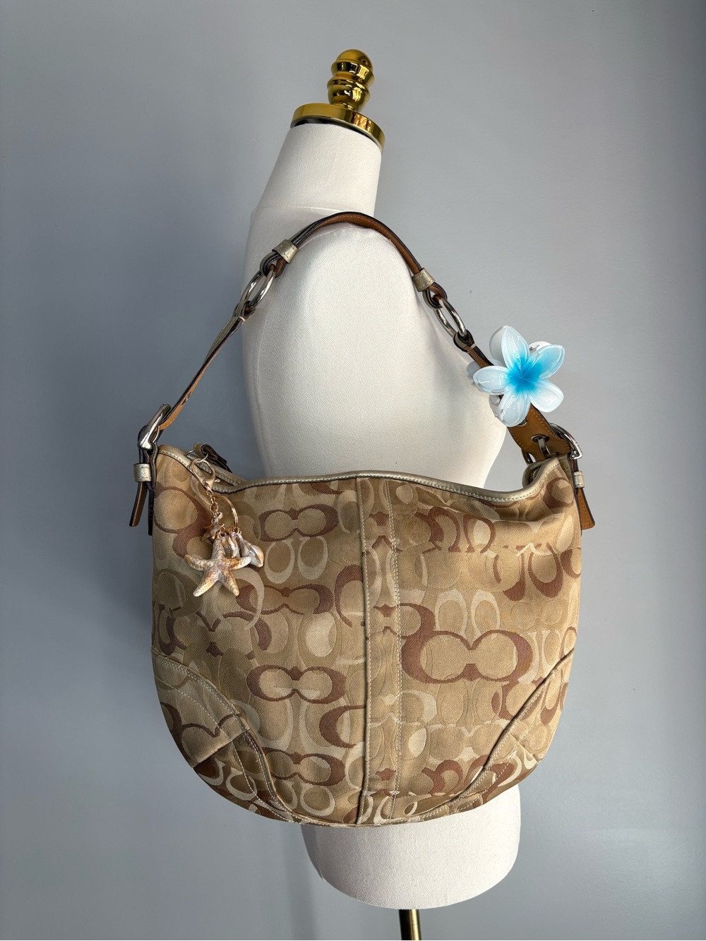 Vintage Y2K Coach SoHo Tan Signature Canvas Hobo Bag